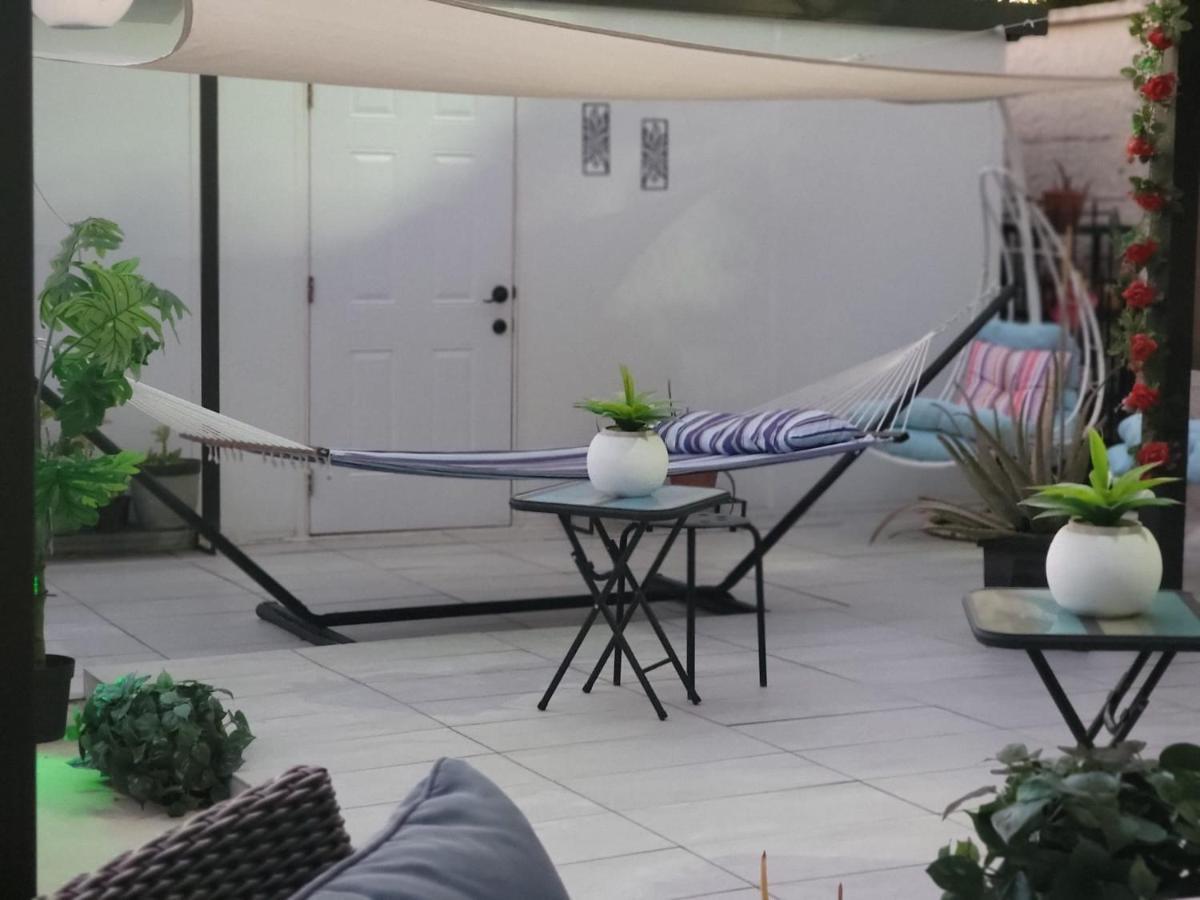 Tiny Place W Private Hot Jacuzzi 7 Min To Miami International Airport 외부 사진