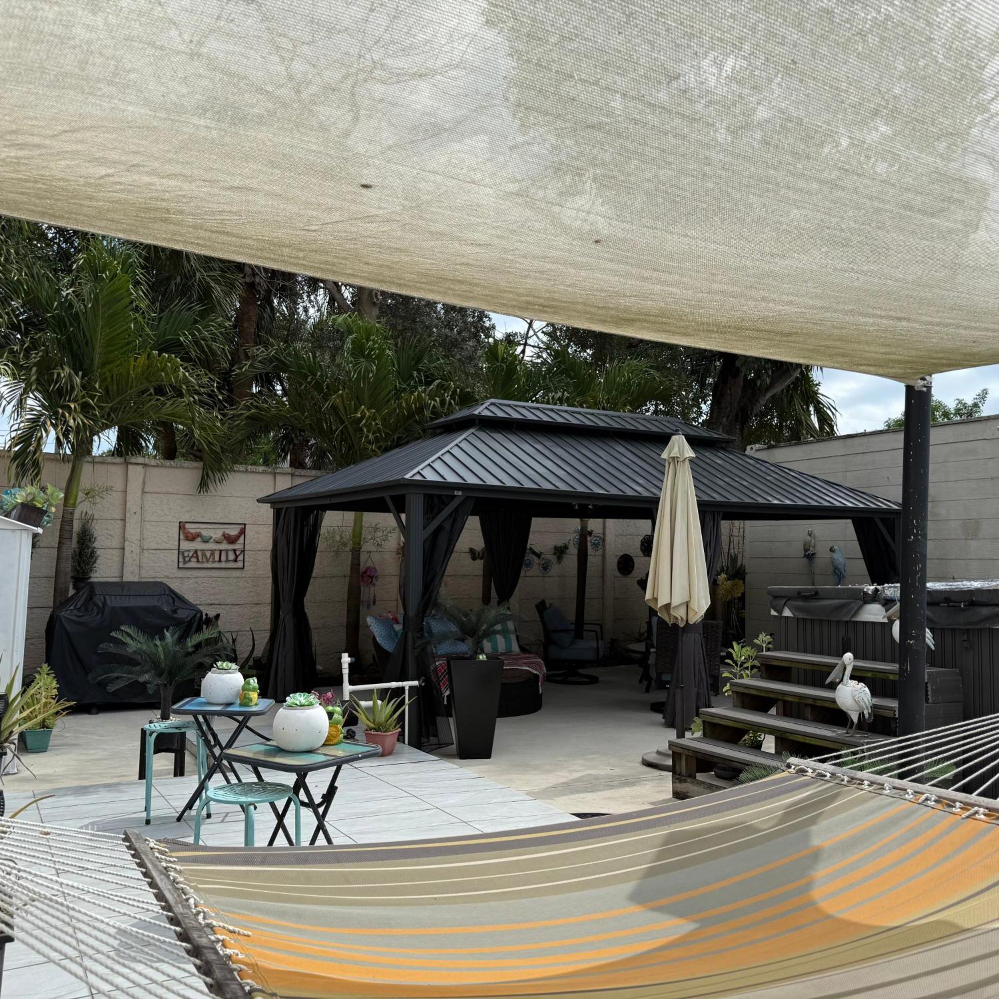 Tiny Place W Private Hot Jacuzzi 7 Min To Miami International Airport 외부 사진